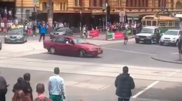 Αυστραλία: Αυτοκίνητο έπεσε σε πεζούς – 3 νεκροί 20 τραυματίες