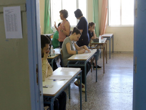 Πανελλήνιες: Μείωση του αριθμού των εισακτέων ζητούν οι πρυτάνεις Πανελλήνιες: Μείωση του αριθμού των εισακτέων ζητούν οι πρυτάνεις