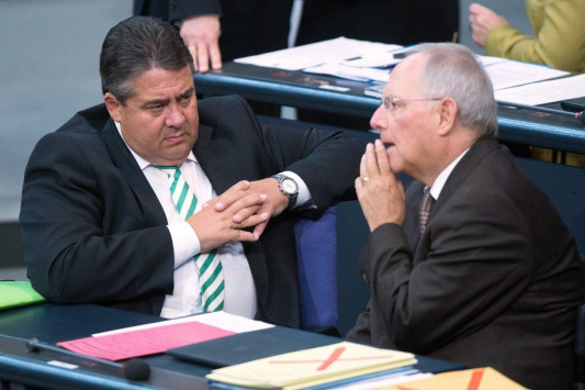 `Ο Σόιμπλε ωθεί εσκεμμένα σε… Grexit` – Η `κραυγή` Γκάμπριελ στην… `κουφή` Μέρκελ `Ο Σόιμπλε ωθεί εσκεμμένα σε… Grexit` – Η `κραυγή` Γκάμπριελ στην… `κουφή` Μέρκελ