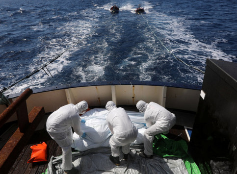 Νέο ναυάγιο στην Μεσόγειο - Αγνοούνται 100 άνθρωποι