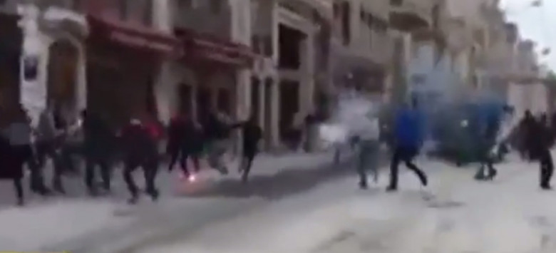 Αποτέλεσμα εικόνας για Επεισόδια στην Κωνσταντινούπολη: Πέντε τραυματίες οπαδοί του Ολυμπιακού...