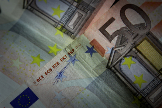  Τι θα γίνει με τα 1.000 ευρώ το μήνα μέσω αποδείξεων από POS