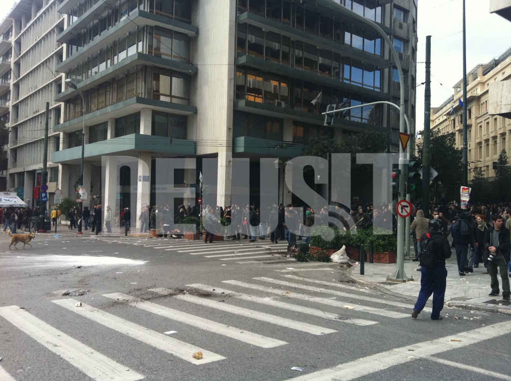 ΩΡΑ 14.02 ΟΔΟΣ ΣΤΑΔΙΟΥ