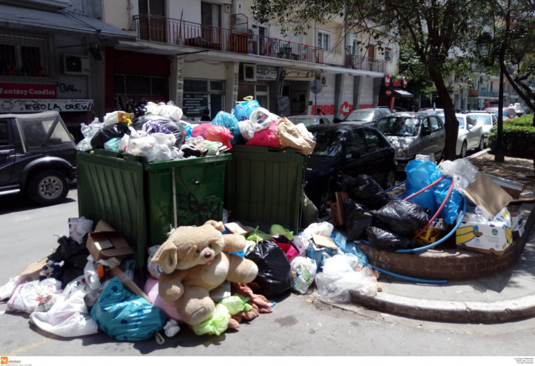Χανιά: Έκκληση του δημάρχου για τα σκουπίδια – Η απάντηση των εργαζομένων! | Newsit.gr Χανιά: Έκκληση του δημάρχου για τα σκουπίδια – Η απάντηση των εργαζομένων! | Newsit.gr