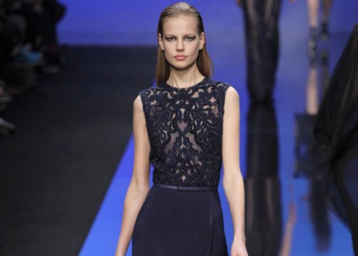 Elie Saab: Τι παρουσίασε στην εβδομάδα μόδας στο Παρίσι; | Newsit.gr Elie Saab: Τι παρουσίασε στην εβδομάδα μόδας στο Παρίσι; | Newsit.gr