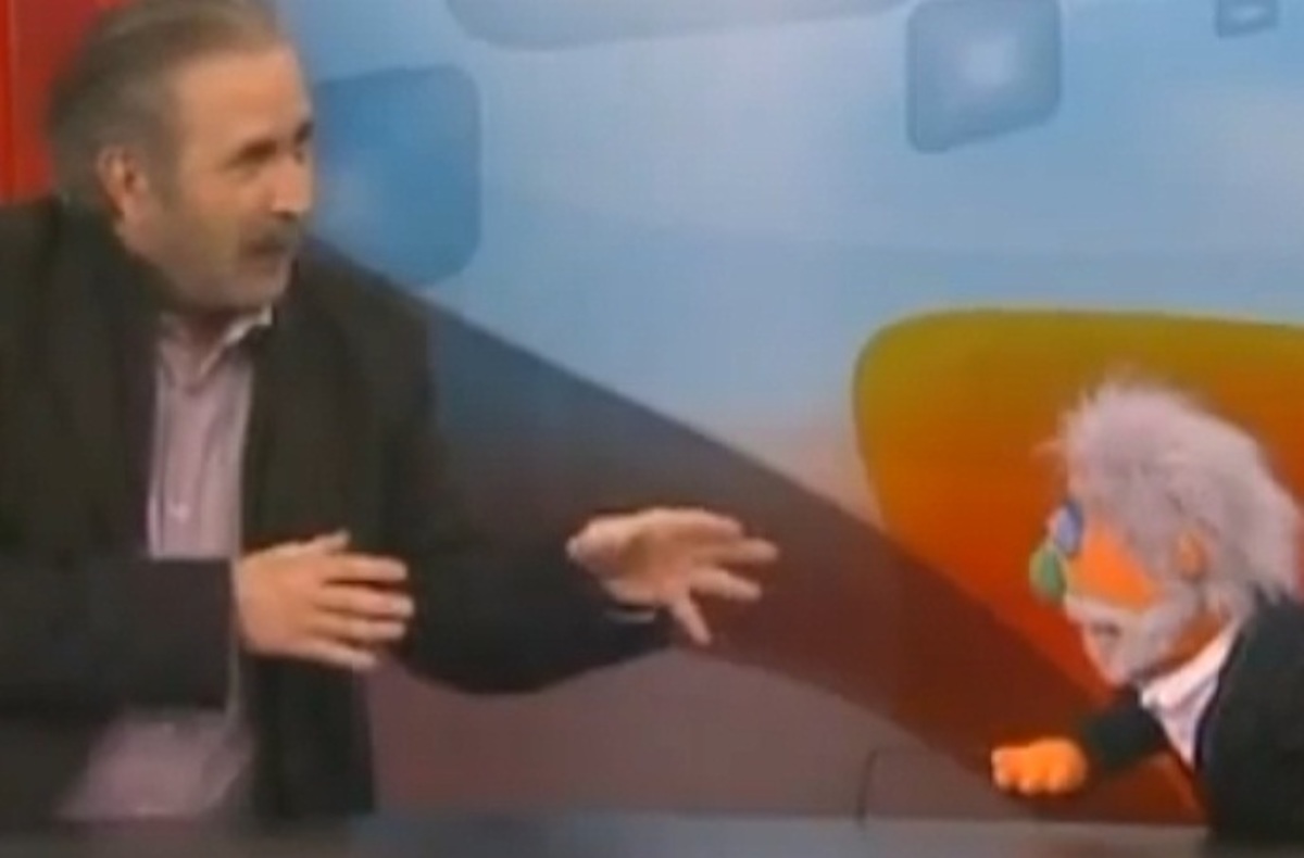 Η σάτιρα του Λαζόπουλου άναψε καινούργιες κόντρες | Newsit.gr Η σάτιρα του Λαζόπουλου άναψε καινούργιες κόντρες | Newsit.gr