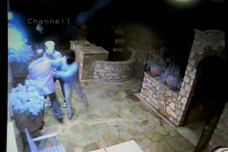 Βόλος: Το… ευχαριστώ για τη φιλοξενία ήταν μια άγρια ληστεία! | Newsit.gr Βόλος: Το… ευχαριστώ για τη φιλοξενία ήταν μια άγρια ληστεία! | Newsit.gr