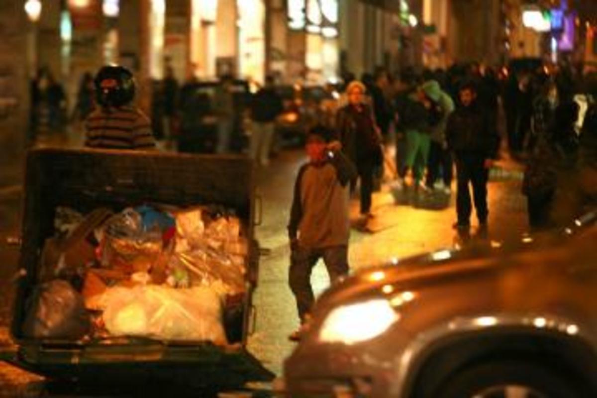 Πάτρα:Φωτό και βίντεο που προκαλούν αίσθηση -Μικρά παιδιά στα οδοφράγματα! | Newsit.gr Πάτρα:Φωτό και βίντεο που προκαλούν αίσθηση -Μικρά παιδιά στα οδοφράγματα! | Newsit.gr