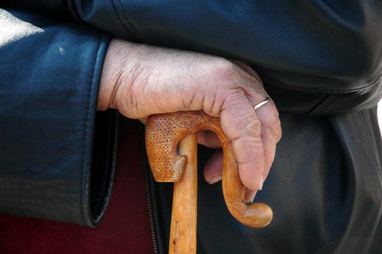 Ηλεία: Στη φυλακή μέχρι τα 88 του, γιατί σκότωσε τον κλέφτη! | Newsit.gr Ηλεία: Στη φυλακή μέχρι τα 88 του, γιατί σκότωσε τον κλέφτη! | Newsit.gr