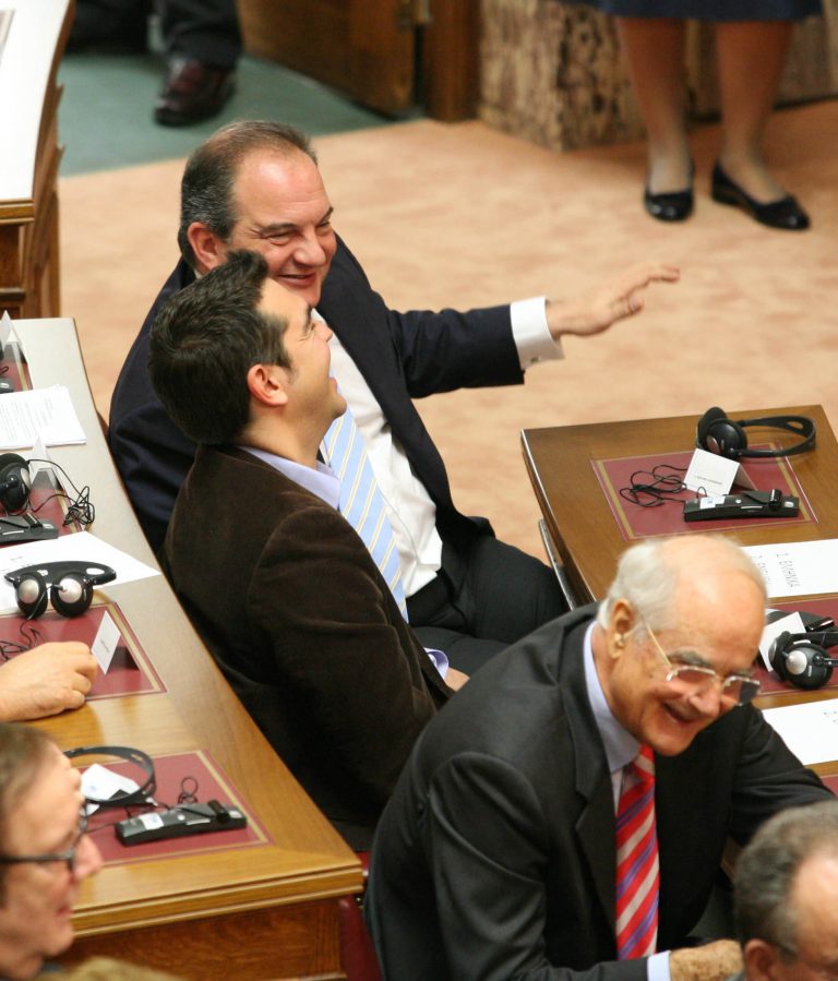 Χαμός στον ΣΥΡΙΖΑ – Θυελλώδης η συνεδρίαση της Πολιτικής Γραμματείας – Εξοργίζει πολλούς η στροφή Τσίπρα στον… Καραμανλισμό | Newsit.gr Χαμός στον ΣΥΡΙΖΑ – Θυελλώδης η συνεδρίαση της Πολιτικής Γραμματείας – Εξοργίζει πολλούς η στροφή Τσίπρα στον… Καραμανλισμό | Newsit.gr