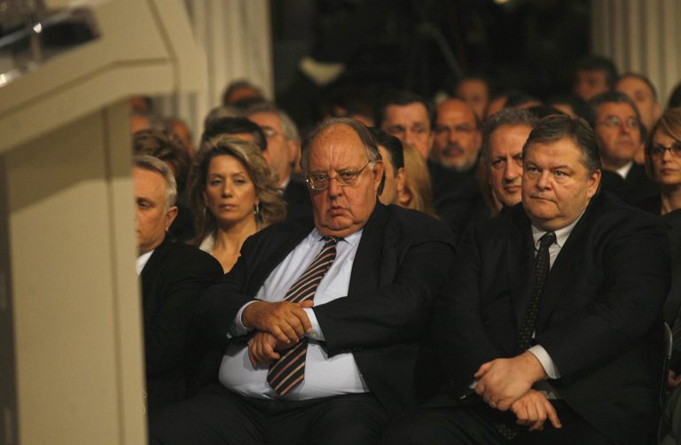 Πάγκαλος σε Βενιζέλο: Δυστυχώς δεν εκφράζουμε την κεντροαριστερά | Newsit.gr Πάγκαλος σε Βενιζέλο: Δυστυχώς δεν εκφράζουμε την κεντροαριστερά | Newsit.gr