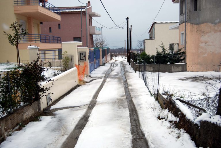 Θεσσαλία: Αποκλεισμένα χωριά από τα χιόνια! | Newsit.gr Θεσσαλία: Αποκλεισμένα χωριά από τα χιόνια! | Newsit.gr