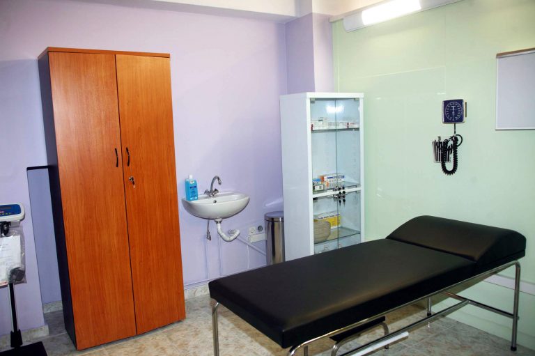 Πάτρα: Ο… ασθενής συνήλθε την ώρα της εξέτασης και άρχισε να τρέχει! | Newsit.gr Πάτρα: Ο… ασθενής συνήλθε την ώρα της εξέτασης και άρχισε να τρέχει! | Newsit.gr