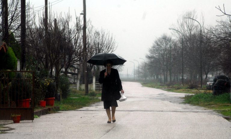 Κορινθία: Η βροχή »έπνιξε» 3 οικισμούς! | Newsit.gr Κορινθία: Η βροχή »έπνιξε» 3 οικισμούς! | Newsit.gr