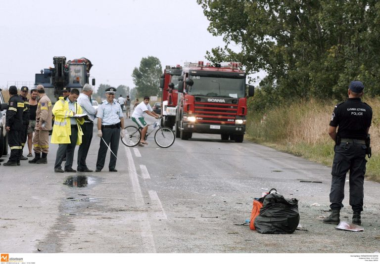 Εύβοια:Νέα τραγωδία στην άσφαλτο – Φορτηγό παρέσυρε και σκότωσε πεζό! | Newsit.gr Εύβοια:Νέα τραγωδία στην άσφαλτο – Φορτηγό παρέσυρε και σκότωσε πεζό! | Newsit.gr