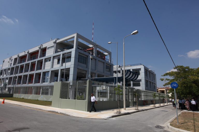 Ηράκλειο: Έγινε και αυτό – »Έγδυσαν» το αστυνομικό μέγαρο! | Newsit.gr Ηράκλειο: Έγινε και αυτό – »Έγδυσαν» το αστυνομικό μέγαρο! | Newsit.gr