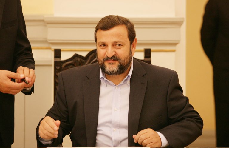 Κρήτη: Κατάληψη στο πολιτικό γραφείο του υφυπουργού Εργασίας και Κοινωνικής Ασφάλισης | Newsit.gr Κρήτη: Κατάληψη στο πολιτικό γραφείο του υφυπουργού Εργασίας και Κοινωνικής Ασφάλισης | Newsit.gr
