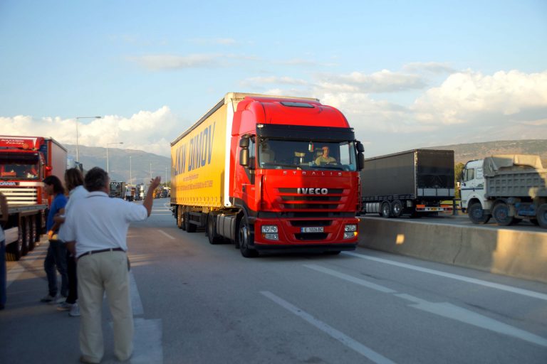 Καβάλα: Φορτηγατζής στον εισαγγελέα για επίθεση σε συνάδελφό του! | Newsit.gr Καβάλα: Φορτηγατζής στον εισαγγελέα για επίθεση σε συνάδελφό του! | Newsit.gr