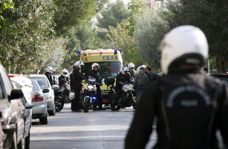 Ιωάννινα: Τραυμάτισαν 17χρονο μαθητή με λοστούς! «Άρωμα» ρατσιστικής επίθεσης | Newsit.gr Ιωάννινα: Τραυμάτισαν 17χρονο μαθητή με λοστούς! «Άρωμα» ρατσιστικής επίθεσης | Newsit.gr