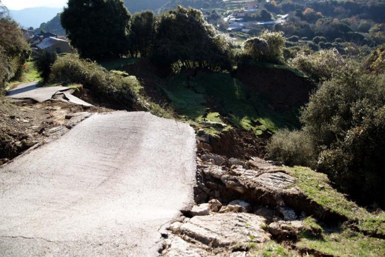 Ιωάννινα: Μεγάλες ζημιές στο οδικό δίκτυο από την κακοκαιρία | Newsit.gr Ιωάννινα: Μεγάλες ζημιές στο οδικό δίκτυο από την κακοκαιρία | Newsit.gr