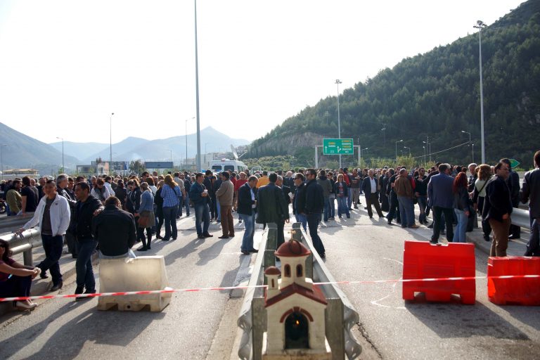 Ηγουμενίτσα: Απάντηση Παπουτσή για το πρόβλημα της λαθρομετανάστευσης | Newsit.gr Ηγουμενίτσα: Απάντηση Παπουτσή για το πρόβλημα της λαθρομετανάστευσης | Newsit.gr