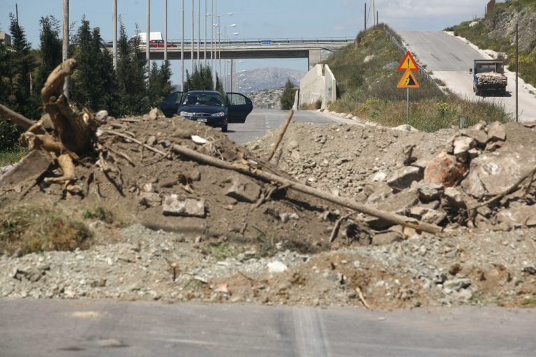Τελικά δεν πάνε… Κερατέα τα σκουπίδια; | Newsit.gr Τελικά δεν πάνε… Κερατέα τα σκουπίδια; | Newsit.gr