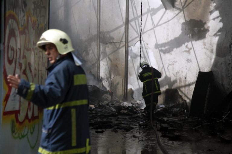 Θεσσαλονίκη: Πυρκαγιά σε υπόγειο πολυκατοικίας | Newsit.gr Θεσσαλονίκη: Πυρκαγιά σε υπόγειο πολυκατοικίας | Newsit.gr