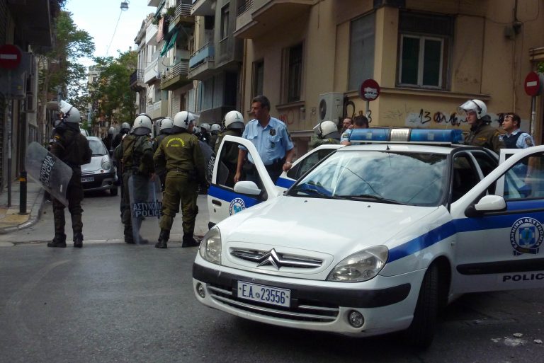 Ηράκλειο: »Τον πνίξαμε με ένα μαξιλάρι για να τον ληστέψουμε» – Δείτε το βίντεο! | Newsit.gr Ηράκλειο: »Τον πνίξαμε με ένα μαξιλάρι για να τον ληστέψουμε» – Δείτε το βίντεο! | Newsit.gr