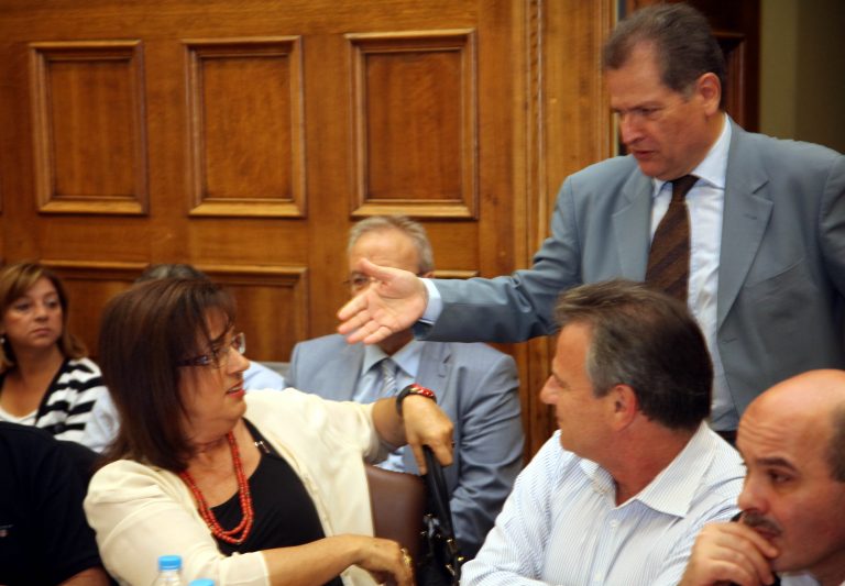 “Ηλεκτρισμένη” η ατμόσφαιρα με την Τρόικα – Ποιοι θέλουν να ξεπουλήσουμε | Newsit.gr “Ηλεκτρισμένη” η ατμόσφαιρα με την Τρόικα – Ποιοι θέλουν να ξεπουλήσουμε | Newsit.gr