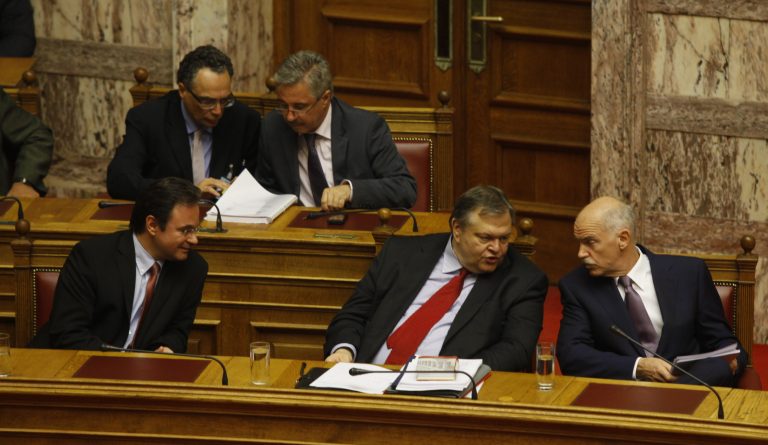 Η Προανακριτική καλεί: Γιώργο Παπανδρέου, Ευάγγελο Βενιζέλο και Γιώργο Παπακωνσταντίνου! | Newsit.gr Η Προανακριτική καλεί: Γιώργο Παπανδρέου, Ευάγγελο Βενιζέλο και Γιώργο Παπακωνσταντίνου! | Newsit.gr