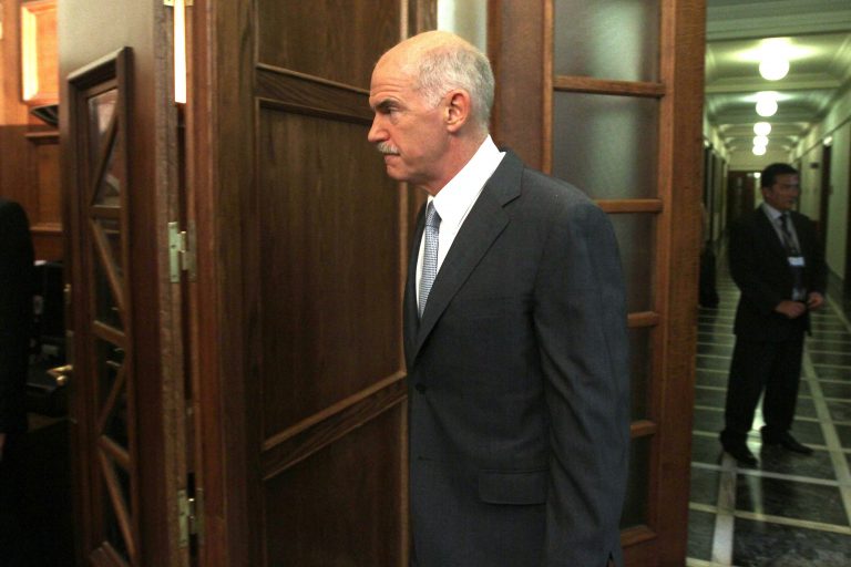 Δραματική έκκληση Παπανδρέου – Μέσα Αυγούστου η οριστική απόφαση από το Eurogroup | Newsit.gr Δραματική έκκληση Παπανδρέου – Μέσα Αυγούστου η οριστική απόφαση από το Eurogroup | Newsit.gr