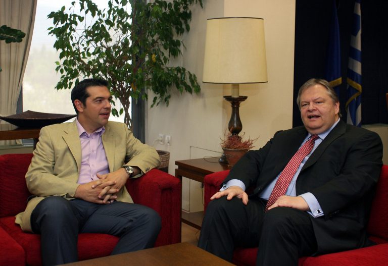 Θα επιστρέψει αμέσως την εντολή ο Βενιζέλος; | Newsit.gr Θα επιστρέψει αμέσως την εντολή ο Βενιζέλος; | Newsit.gr