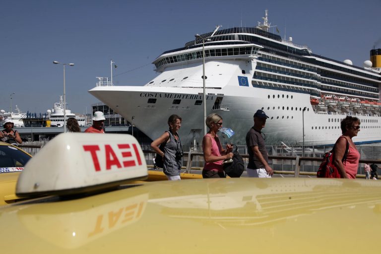 Ηράκλειο: Έδιωξαν κρουαζιερόπλοιο λόγω… ταξιτζήδων! | Newsit.gr Ηράκλειο: Έδιωξαν κρουαζιερόπλοιο λόγω… ταξιτζήδων! | Newsit.gr