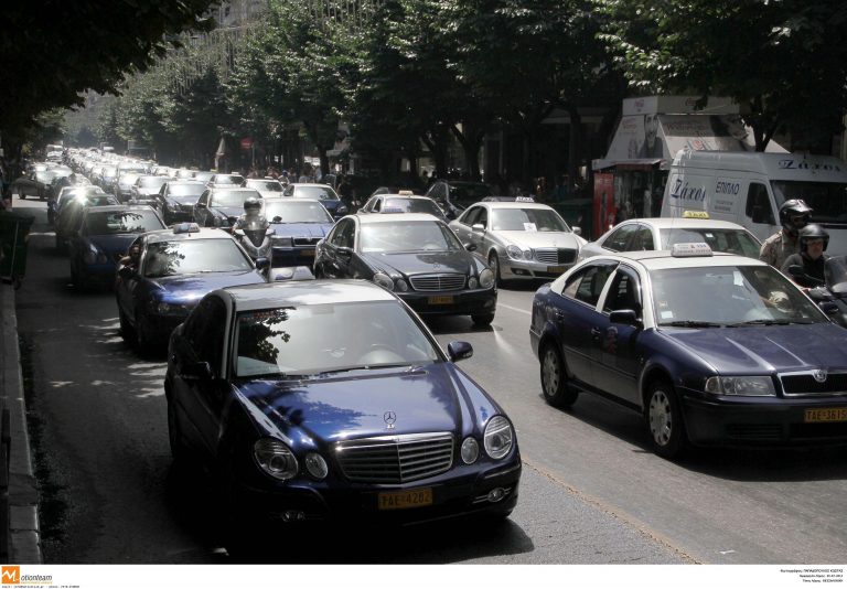 Ραντεβού στο Μηχανολογικό έχουν δώσει αύριο τα ταξί της Θεσσαλονίκης | Newsit.gr Ραντεβού στο Μηχανολογικό έχουν δώσει αύριο τα ταξί της Θεσσαλονίκης | Newsit.gr