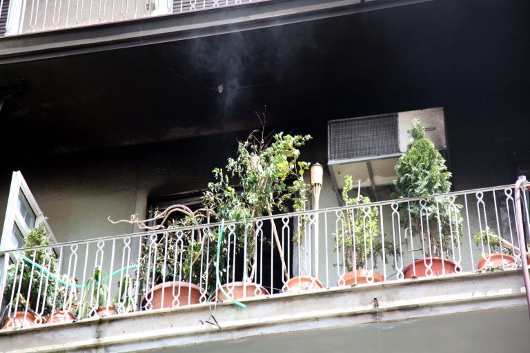 Ρέθυμνο: Κατάφερε να βγει ζωντανή, από το φλεγόμενο διαμέρισμά της! | Newsit.gr Ρέθυμνο: Κατάφερε να βγει ζωντανή, από το φλεγόμενο διαμέρισμά της! | Newsit.gr