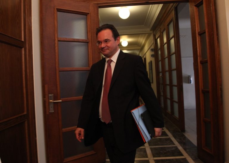 Αλλαγές στον τρόπο υπολογισμού των προστίμων για τ’ αυθαίρετα; | Newsit.gr Αλλαγές στον τρόπο υπολογισμού των προστίμων για τ’ αυθαίρετα; | Newsit.gr