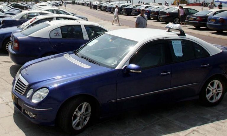Θεσσαλονίκη: Αναζητούν τρόπους για να «τραβήξουν» πελάτες οι οδηγοί ταξί | Newsit.gr Θεσσαλονίκη: Αναζητούν τρόπους για να «τραβήξουν» πελάτες οι οδηγοί ταξί | Newsit.gr