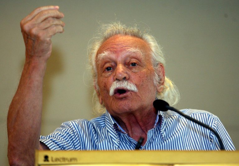 Η έκκληση του Μανώλη Γλέζου στον πρόεδρο της Δημοκρατίας… | Newsit.gr Η έκκληση του Μανώλη Γλέζου στον πρόεδρο της Δημοκρατίας… | Newsit.gr