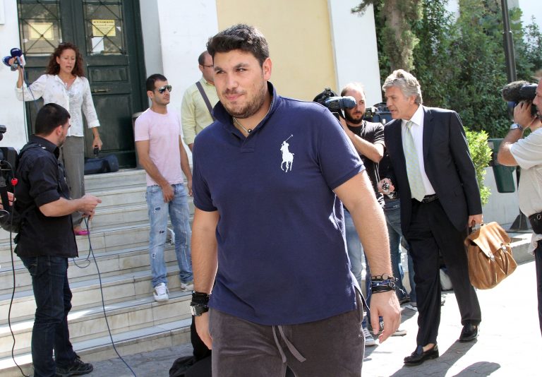 Αποφυλακίζεται με βούλευμα ο γιός του Μάκη Ψωμιάδη | Newsit.gr Αποφυλακίζεται με βούλευμα ο γιός του Μάκη Ψωμιάδη | Newsit.gr
