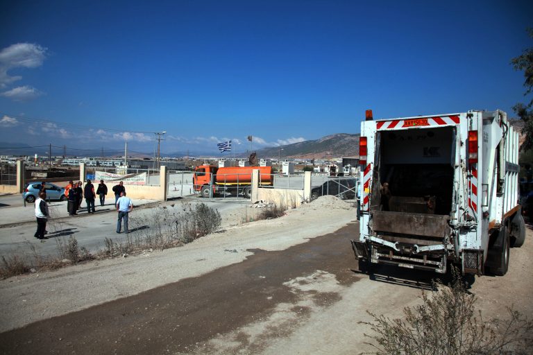 Ο πόλεμος για τα σκουπίδια | Newsit.gr Ο πόλεμος για τα σκουπίδια | Newsit.gr