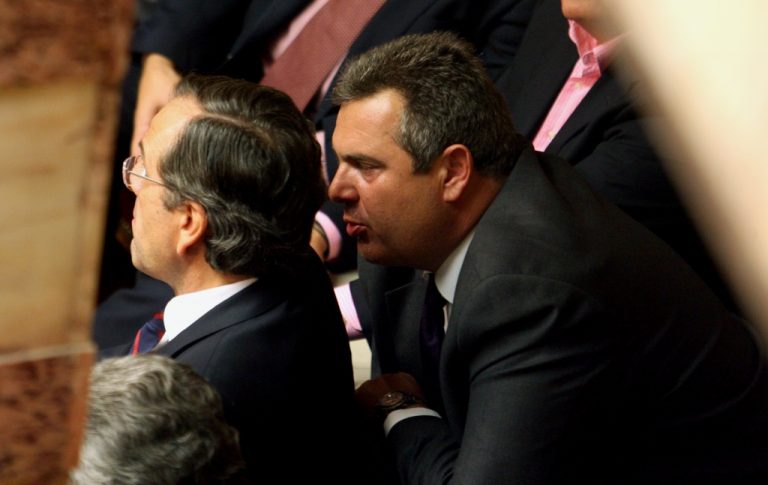 Καμμένος: «Δεν δίνω ψήφο εμπιστοσύνης – Όταν τα γομάρια ζευγαρώνουν με τα γαϊδούρια κάνουν μουλάρια!»» | Newsit.gr Καμμένος: «Δεν δίνω ψήφο εμπιστοσύνης – Όταν τα γομάρια ζευγαρώνουν με τα γαϊδούρια κάνουν μουλάρια!»» | Newsit.gr