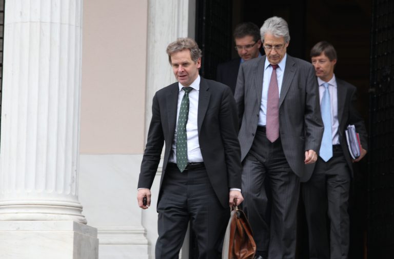 Η τρόικα θα μείνει για πολλά χρόνια στην Ελλάδα | Newsit.gr Η τρόικα θα μείνει για πολλά χρόνια στην Ελλάδα | Newsit.gr