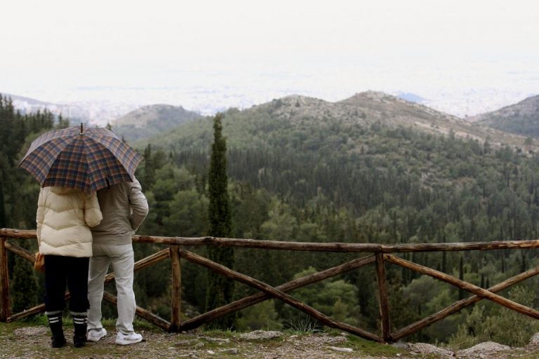Κρήτη: Κλέφτηκαν για να ζήσουν τον έρωτά τους αλλά… τους ψάχνει η Αστυνομία | Newsit.gr Κρήτη: Κλέφτηκαν για να ζήσουν τον έρωτά τους αλλά… τους ψάχνει η Αστυνομία | Newsit.gr