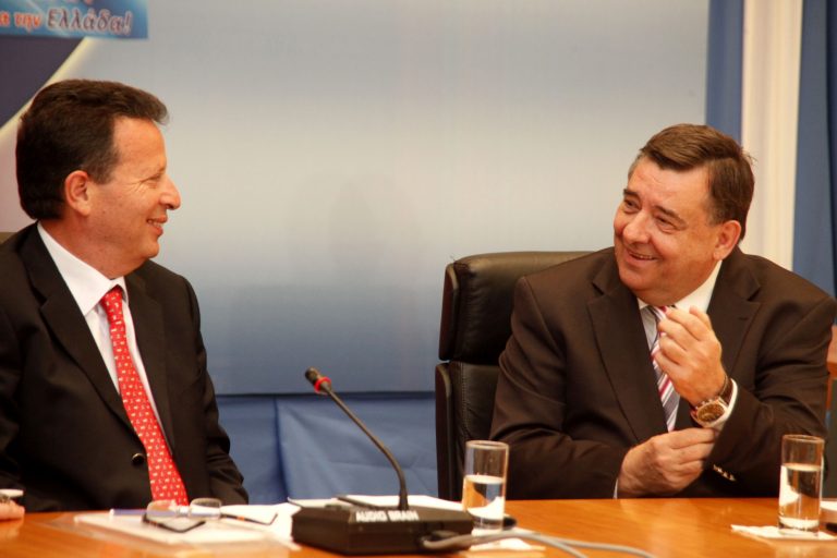 Καρατζαφέρης: Προτείνω συμμαχία του Νότου – Τυχοδιώκτες οι Βενιζέλος και Σαμαράς | Newsit.gr Καρατζαφέρης: Προτείνω συμμαχία του Νότου – Τυχοδιώκτες οι Βενιζέλος και Σαμαράς | Newsit.gr