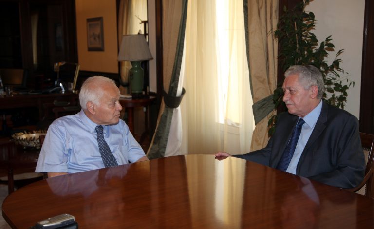 Ταύτιση Μανιτάκη – Κουβέλη κατά της εφεδρείας! | Newsit.gr Ταύτιση Μανιτάκη – Κουβέλη κατά της εφεδρείας! | Newsit.gr