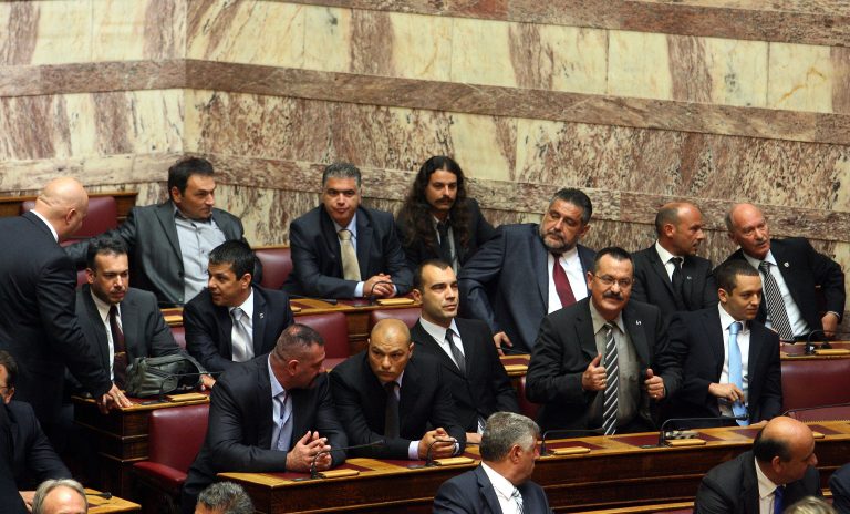 Γερμενής σε Γεωργιάδη: Εσύ φοράς ρόλεξ 7.000, εγώ δούλευα σε φούρνο! | Newsit.gr Γερμενής σε Γεωργιάδη: Εσύ φοράς ρόλεξ 7.000, εγώ δούλευα σε φούρνο! | Newsit.gr