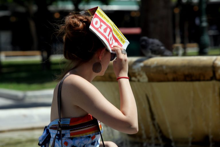 Κρήτη:Διακοπές για γερά νεύρα-Τους άφησαν για 5 μέρες χωρίς νερό! | Newsit.gr Κρήτη:Διακοπές για γερά νεύρα-Τους άφησαν για 5 μέρες χωρίς νερό! | Newsit.gr