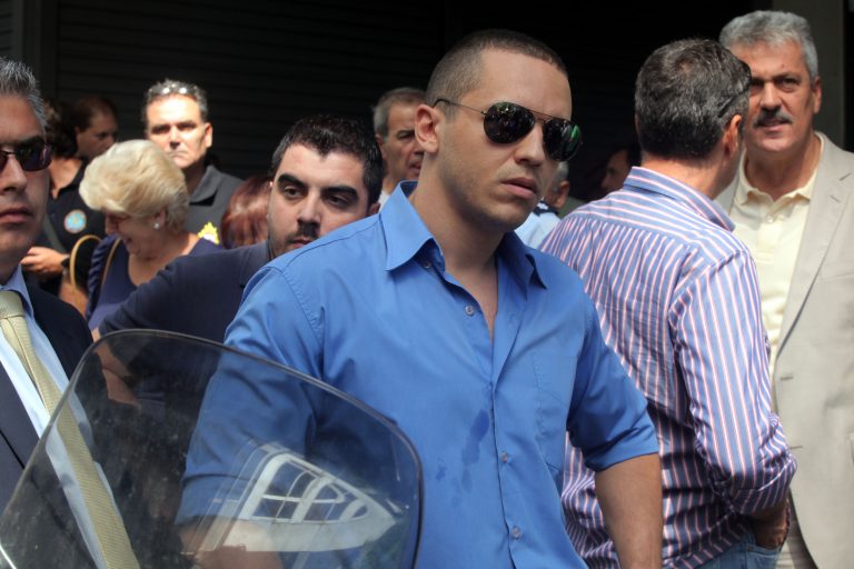 Αναστολή στην δίωξη Κασιδιάρη λόγω βουλευτικής ασυλίας | Newsit.gr Αναστολή στην δίωξη Κασιδιάρη λόγω βουλευτικής ασυλίας | Newsit.gr