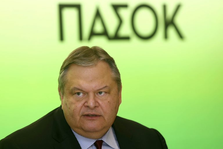 Προανήγγειλε απολύσεις στο Δημόσιο ο Βενιζέλος | Newsit.gr Προανήγγειλε απολύσεις στο Δημόσιο ο Βενιζέλος | Newsit.gr