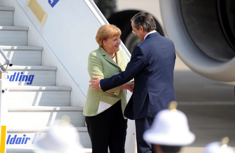 Η άφιξη της Μέρκελ στην Αθήνα – Η ελληνική σημαία στο αεροπλάνο που την μετέφερε | Newsit.gr Η άφιξη της Μέρκελ στην Αθήνα – Η ελληνική σημαία στο αεροπλάνο που την μετέφερε | Newsit.gr